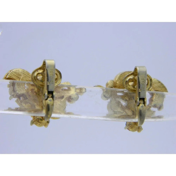 CROWN TRIFARI Gold Tone Aurora Borealis Red Rhines - Picture 3 of 3